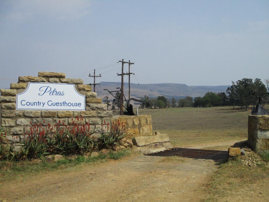 Petra'S Country Guesthouse Vryheid Exterior foto